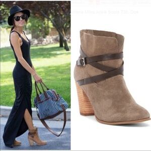 Carlos Santana Miles Ankle Boots Booties‎